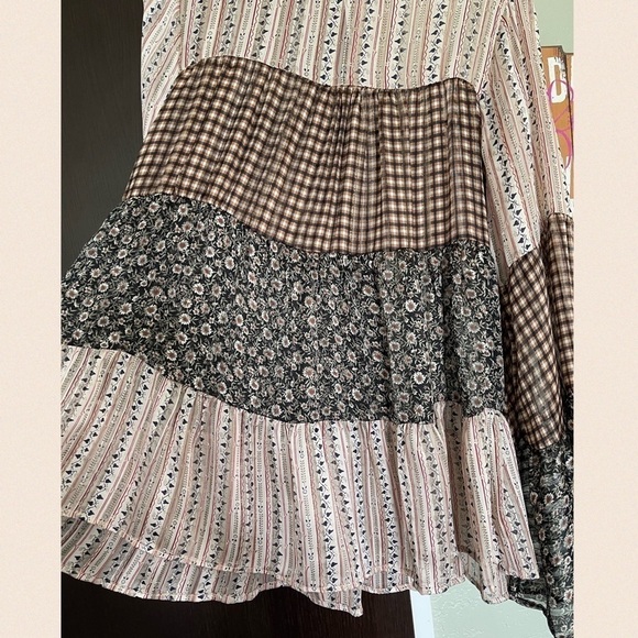 Sheer Woven Fabric Mix & Match Tunic - Picture 9 of 12